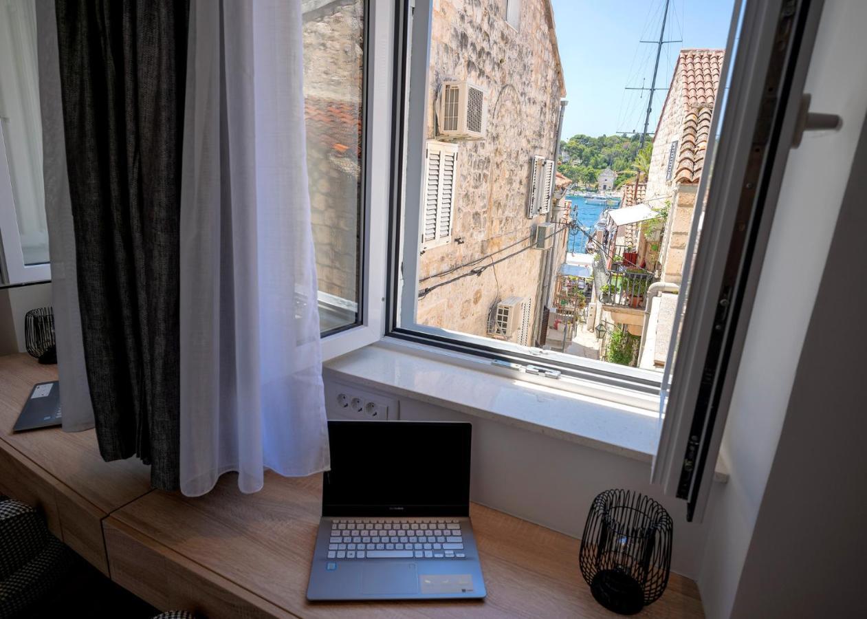 Fingerprint Central Apartment 5 Min From Center & Beach 흐바르 외부 사진